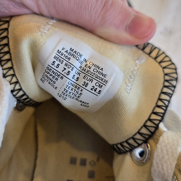 Converse All-Star White and Black Unisex Sneakers Women's 7.5 - Picture 5 of 6